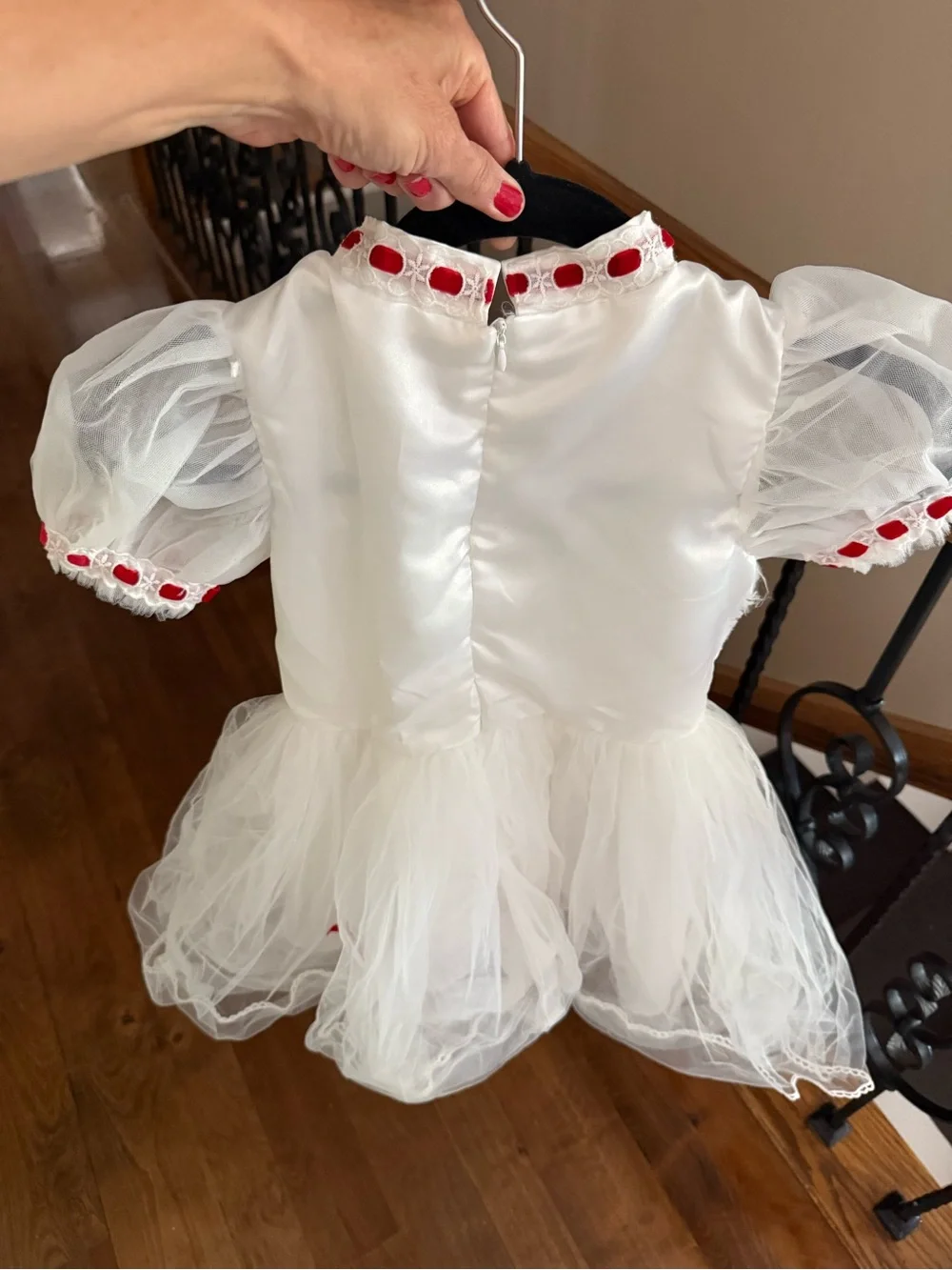 Trish Scully brand Mary Poppins costume size 12 runs small does have damage